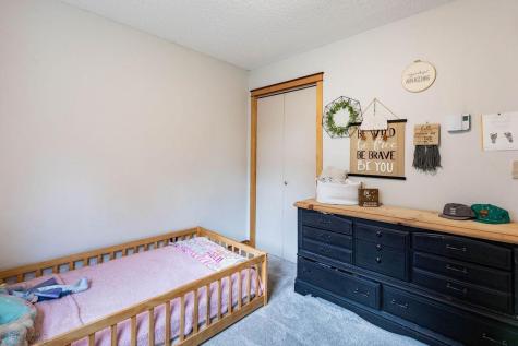 2326 26 1/2 Avenue S Fargo ND 58103