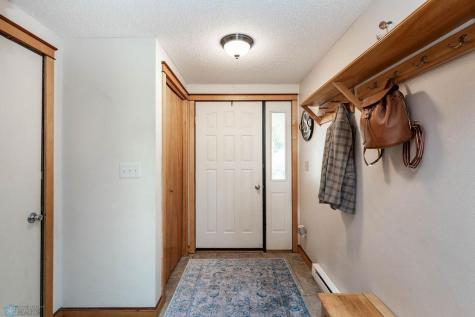 2326 26 1/2 Avenue S Fargo ND 58103