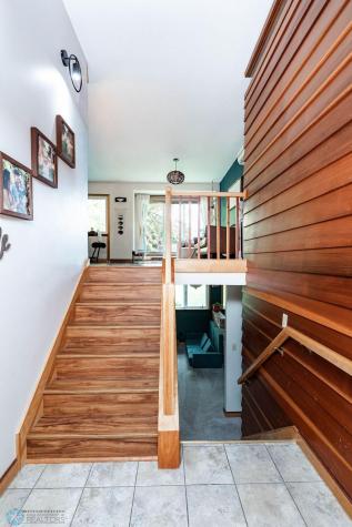 2326 26 1/2 Avenue S Fargo ND 58103