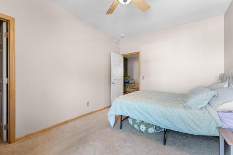 5044 Schumard Court SE Rochester MN 55904