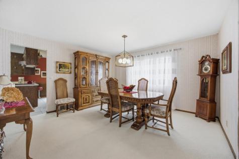 171 N Woodcrest Drive N Fargo ND 58102