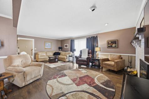 171 N Woodcrest Drive N Fargo ND 58102