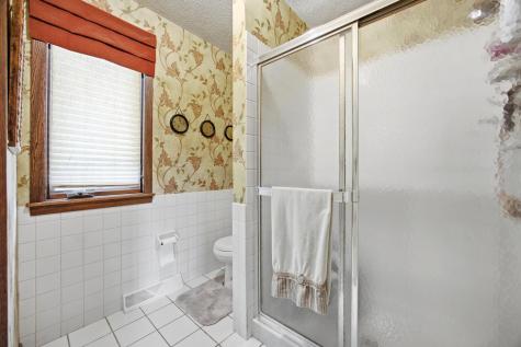 171 N Woodcrest Drive N Fargo ND 58102