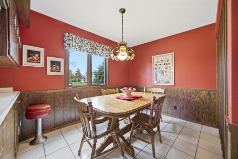 171 N Woodcrest Drive N Fargo ND 58102