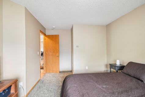 23092 Navajo Street NW Saint Francis MN 55070