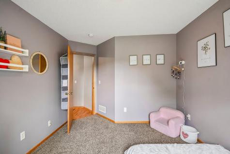 23092 Navajo Street NW Saint Francis MN 55070