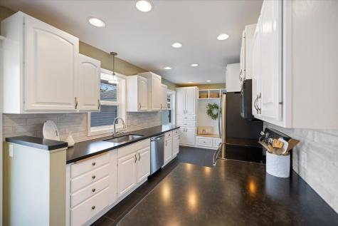 8131 Upton Avenue S Bloomington MN 55431