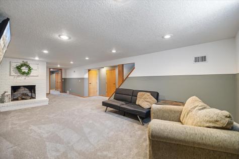 8131 Upton Avenue S Bloomington MN 55431