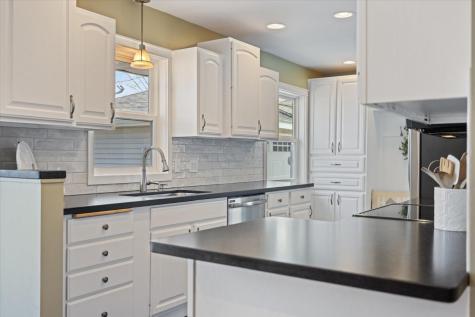 8131 Upton Avenue S Bloomington MN 55431