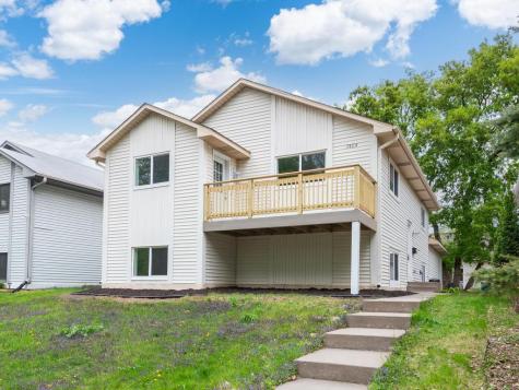 3404 Indiana Avenue N Robbinsdale MN 55422