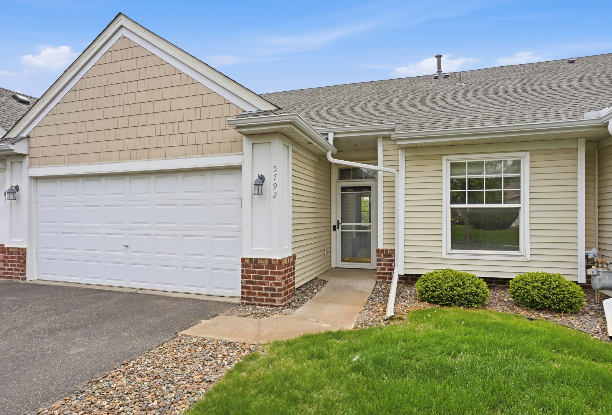 5792 Prairie Ridge Drive Shoreview MN 55126