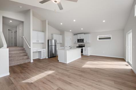 623 Redwood Loop N Cambridge MN 55008