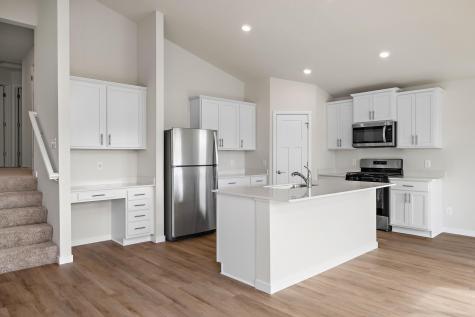 623 Redwood Loop N Cambridge MN 55008