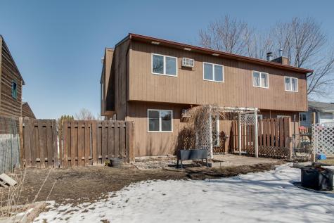 2116 28th Avenue S Fargo ND 58103