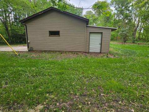 8842 288th Lane NE North Branch MN 55056