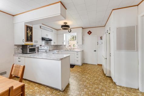 103 South Street W Caledonia MN 55921