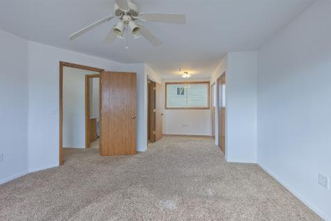 1105 11th Avenue Howard Lake MN 55349