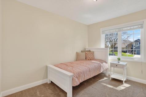 709 Laura Court Chaska MN 55318