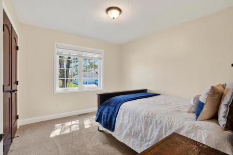 709 Laura Court Chaska MN 55318