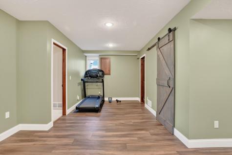 709 Laura Court Chaska MN 55318