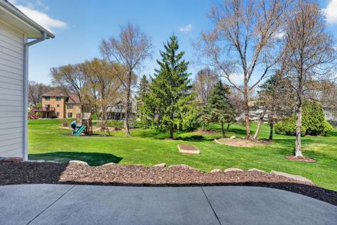 709 Laura Court Chaska MN 55318