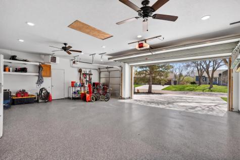 709 Laura Court Chaska MN 55318