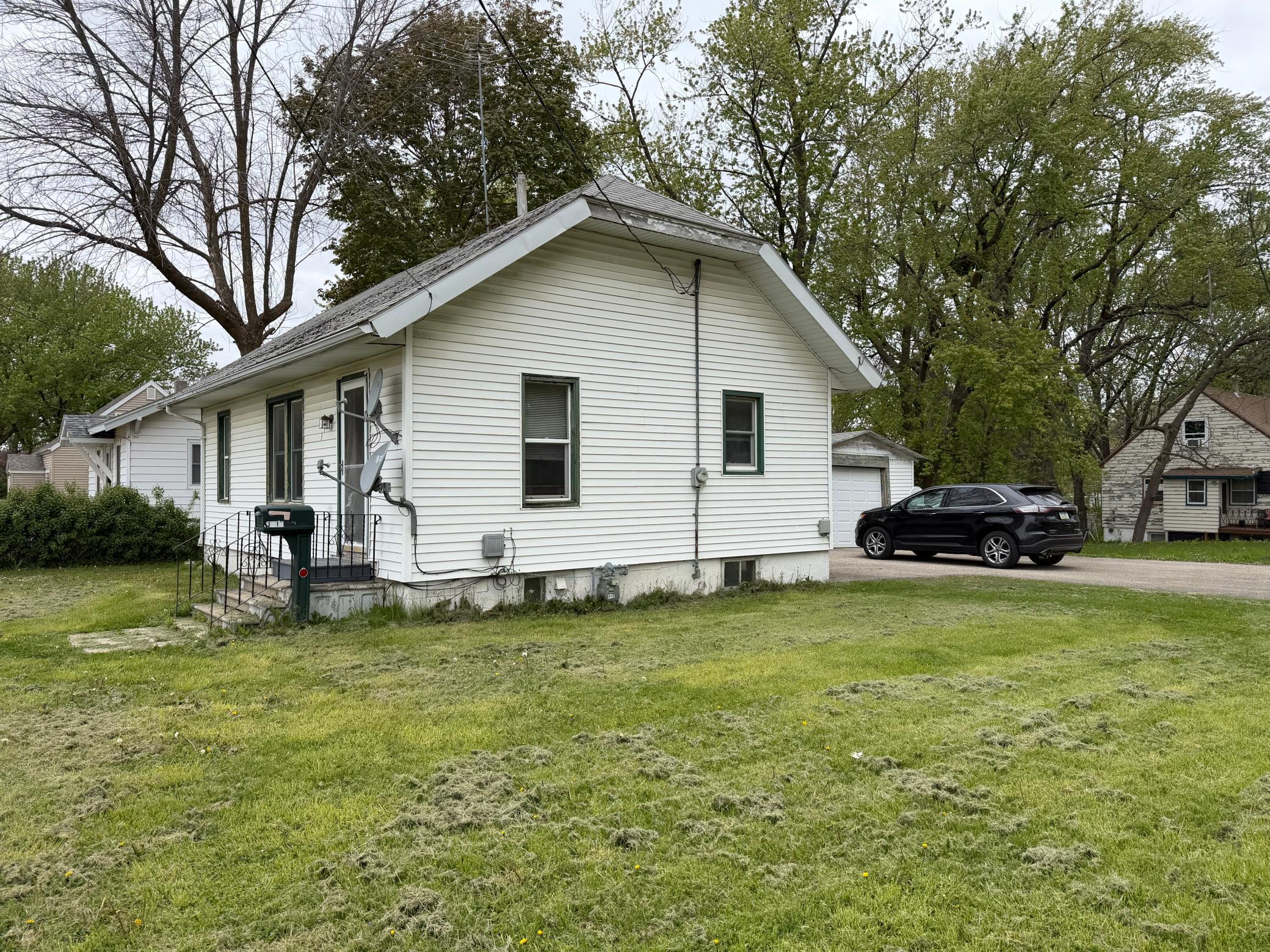 319 8th Street E Albert Lea MN 56007