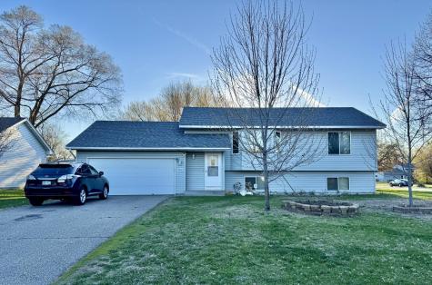 7431 Dupont Avenue N Brooklyn Park MN 55444