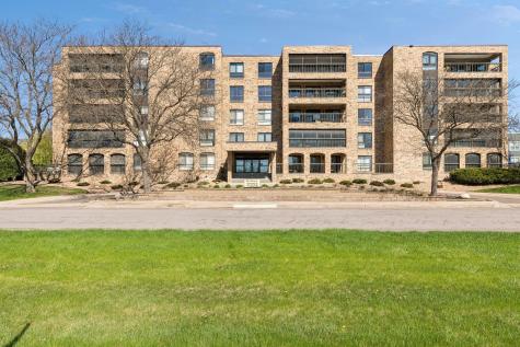2221 Youngman Avenue Saint Paul MN 55116