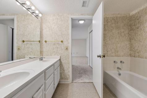2221 Youngman Avenue Saint Paul MN 55116