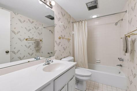 2221 Youngman Avenue Saint Paul MN 55116