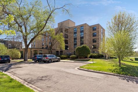 2221 Youngman Avenue Saint Paul MN 55116
