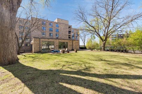 2221 Youngman Avenue Saint Paul MN 55116