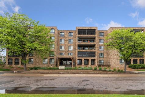 2221 Youngman Avenue Saint Paul MN 55116