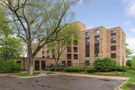 2221 Youngman Avenue Saint Paul MN 55116