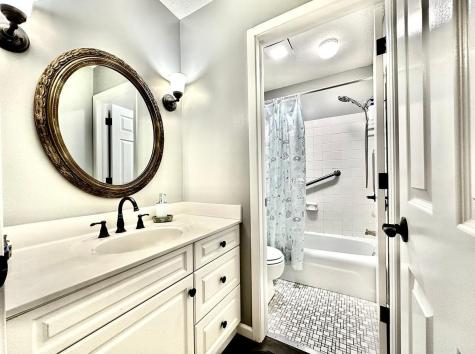 7510 Cahill Road Edina MN 55439