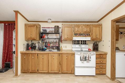 18 Horseshoe Bend Horace ND 58047