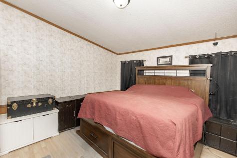 18 Horseshoe Bend Horace ND 58047