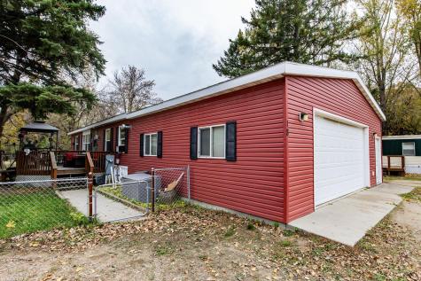 18 Horseshoe Bend Horace ND 58047