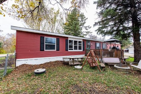 18 Horseshoe Bend Horace ND 58047