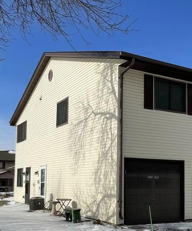 6536 83rd Court N Brooklyn Park MN 55445