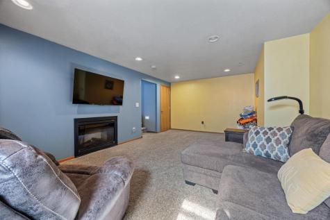 512 9th Street NE Dilworth MN 56529