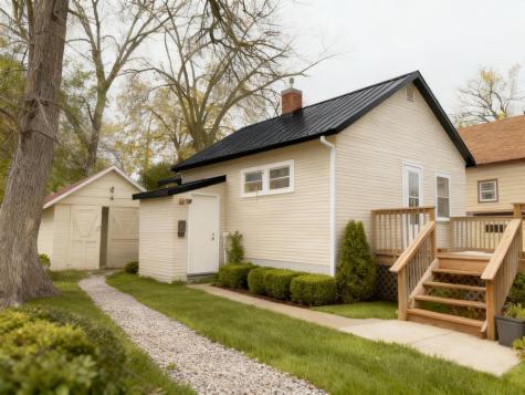 805 Aurdal Avenue Fergus Falls MN 56537