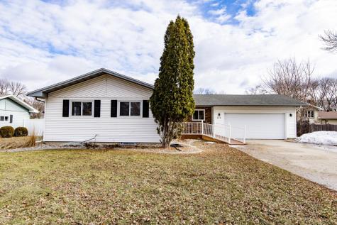 410 Horn Avenue Moorhead MN 56560