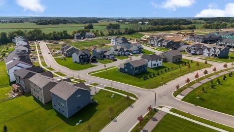 5194 Long Pointe Bay Woodbury MN 55129