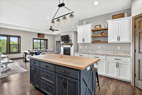912 14th Street NE Montgomery MN 56069