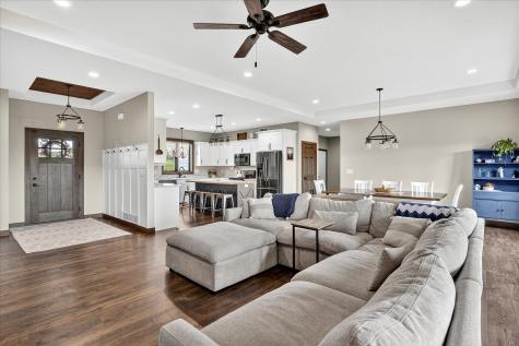 912 14th Street NE Montgomery MN 56069
