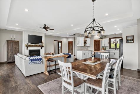 912 14th Street NE Montgomery MN 56069