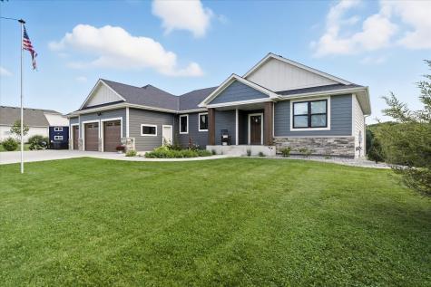 912 14TH Street NE Montgomery MN 56069