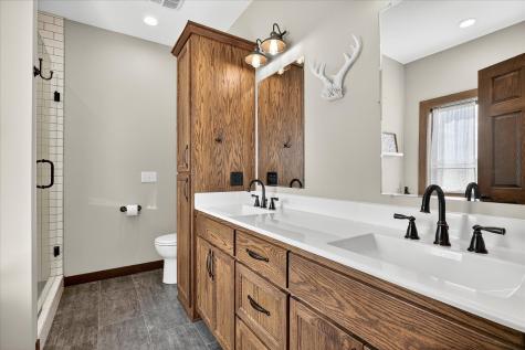 912 14th Street NE Montgomery MN 56069